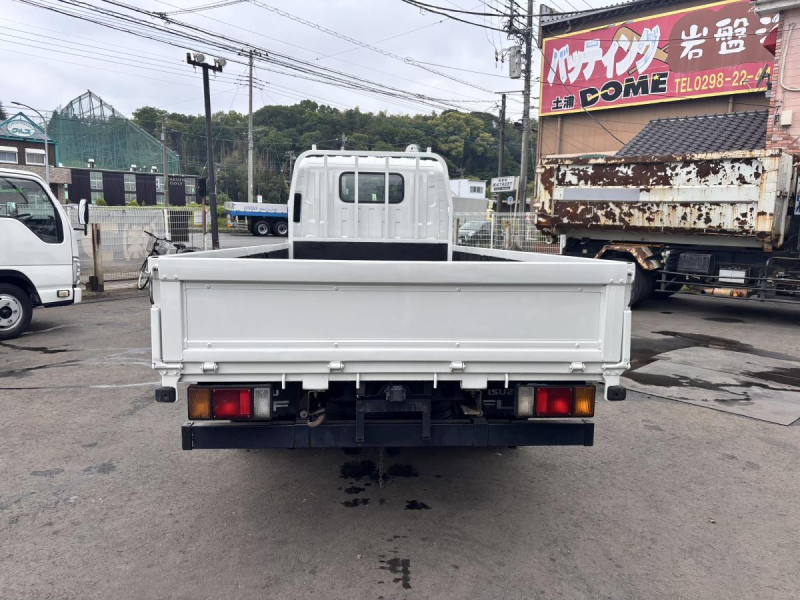標準ロング平ボディー　積載2000kg|中古トラックの販売・買取・査定のアイナビ