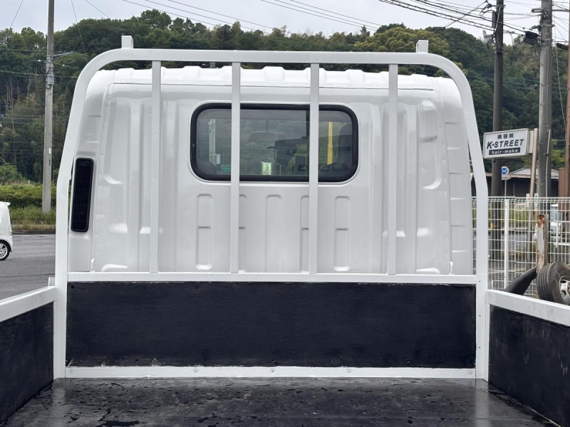 標準ロング平ボディー　積載2000kg|中古トラックの販売・買取・査定のアイナビ