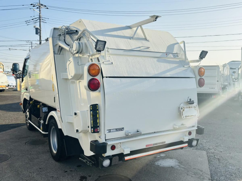 標準幅　巻き込みパッカー車　極東製5.1立米　積載2000kg|中古トラックの販売・買取・査定のアイナビ