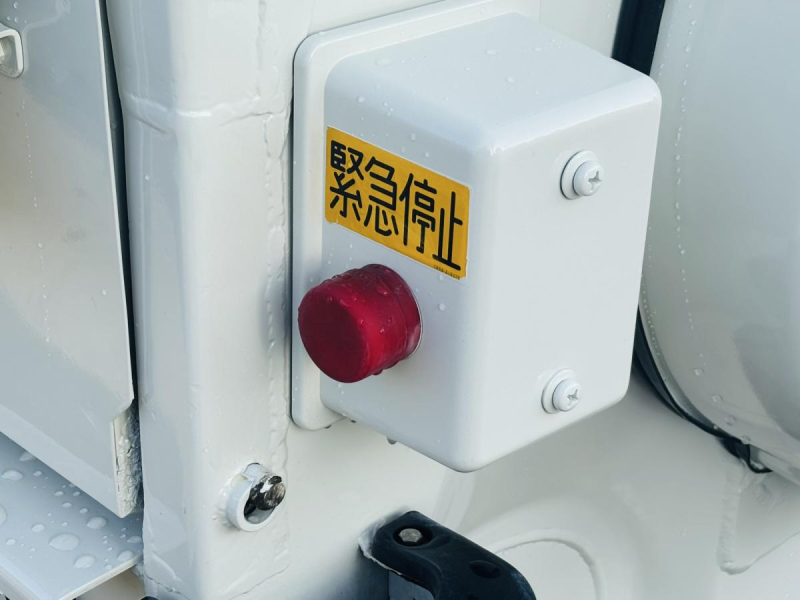 標準幅　巻き込みパッカー車　極東製5.1立米　積載2000kg|中古トラックの販売・買取・査定のアイナビ