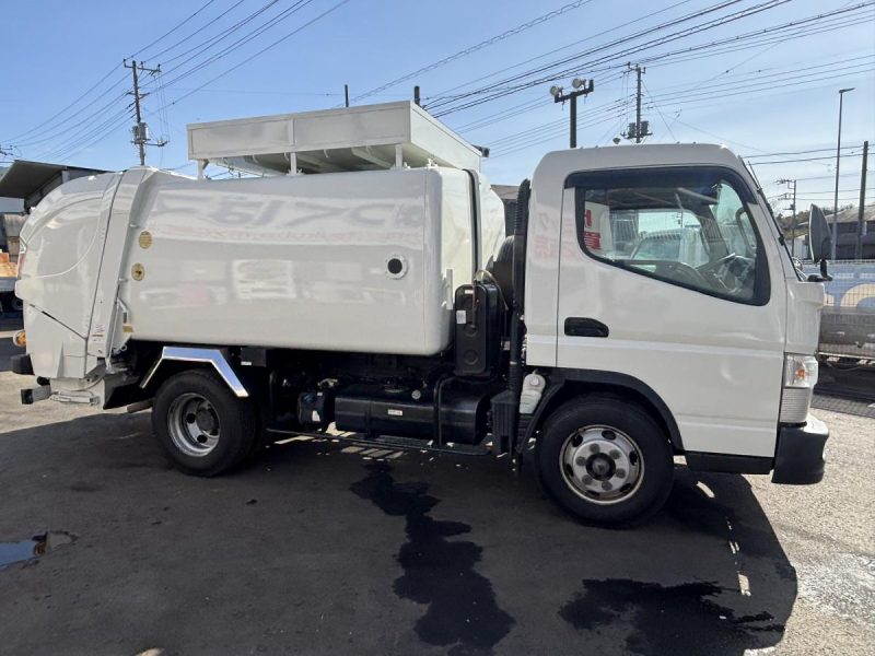 ワイド幅　巻き込みパッカー車　極東製6.2立米　積載3100kg|中古トラックの販売・買取・査定のアイナビ