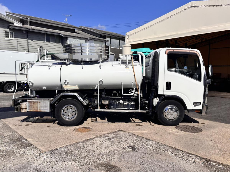 ワイド幅　バキューム車　モリタ製3700L|中古トラックの販売・買取・査定のアイナビ