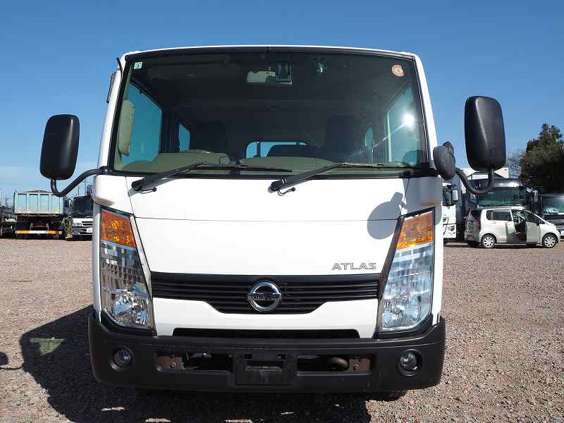 日産 アトラス 4WD Wキャブ 6人乗り ダブルキャブ|中古トラックの販売・買取・査定のアイナビ