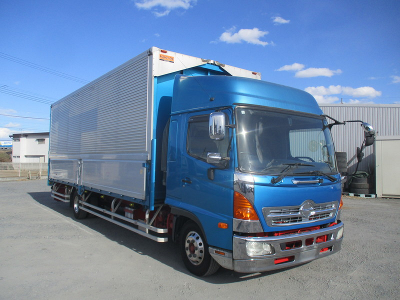 H25レンジャー7200ワイドアルミウイングハイルーフベッド付|中古トラックの販売・買取・査定のアイナビ