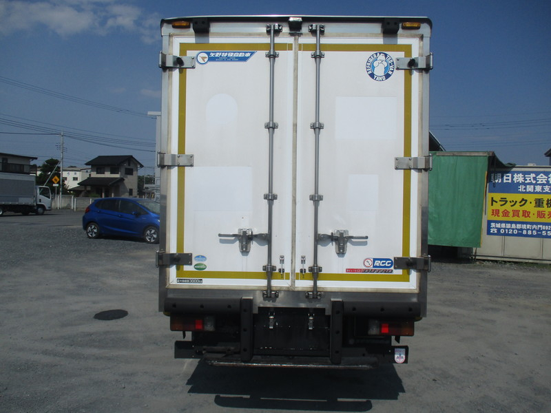 H25デュトロ-30度設定冷蔵冷凍車キーストン床抹消時積載3t|中古トラックの販売・買取・査定のアイナビ