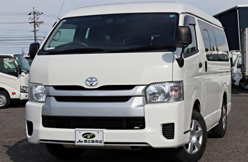10人乗りワゴン　DX　4WD|中古トラックの販売・買取・査定のアイナビ