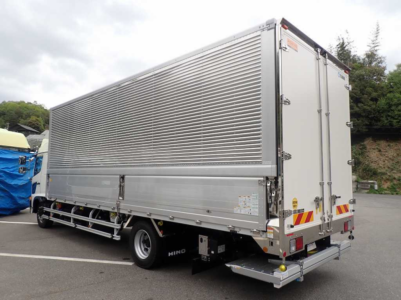 6.5t 格納ゲート l7200ワイド 後輪エアサス 融雪仕様 260PS|中古トラックの販売・買取・査定のアイナビ