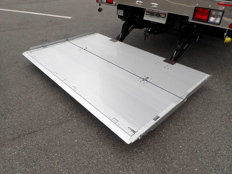 6.5t 格納ゲート l7200ワイド 後輪エアサス 融雪仕様 260PS|中古トラックの販売・買取・査定のアイナビ