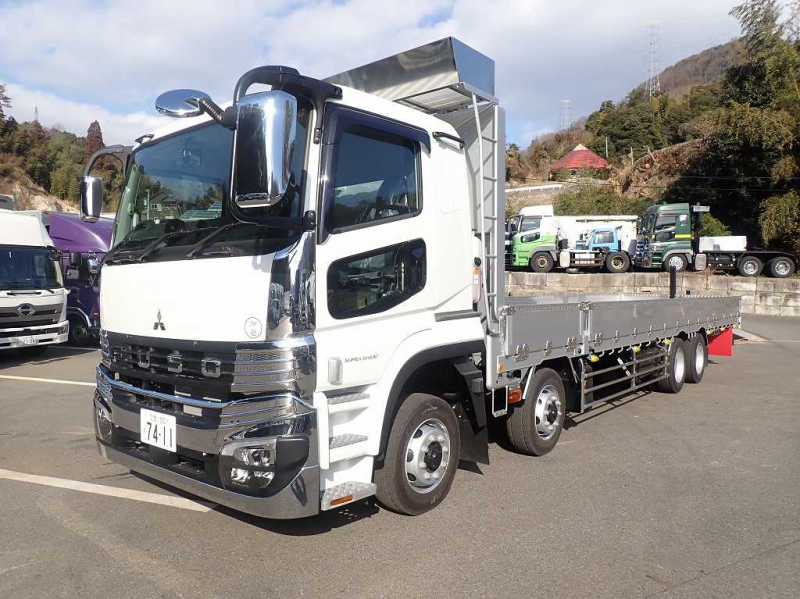 4軸低床　リアエアサス　14400積載　山田車体　9550|中古トラックの販売・買取・査定のアイナビ