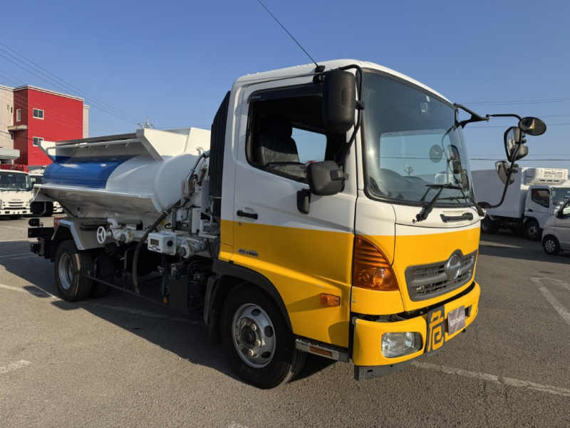 極東開発 ☆タンク書類有り☆ 3.9KL 2室 電動ツインホースリール|中古トラックの販売・買取・査定のアイナビ
