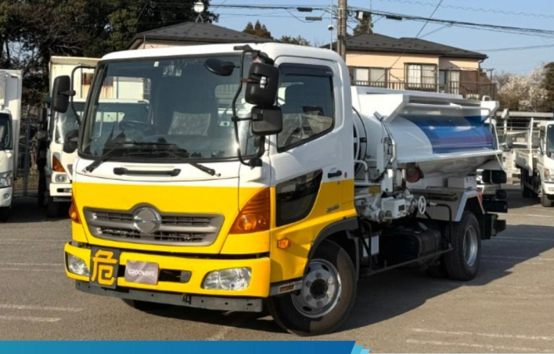 極東開発 ☆タンク書類有り☆ 3.9KL 2室 電動ツインホースリール|中古トラックの販売・買取・査定のアイナビ