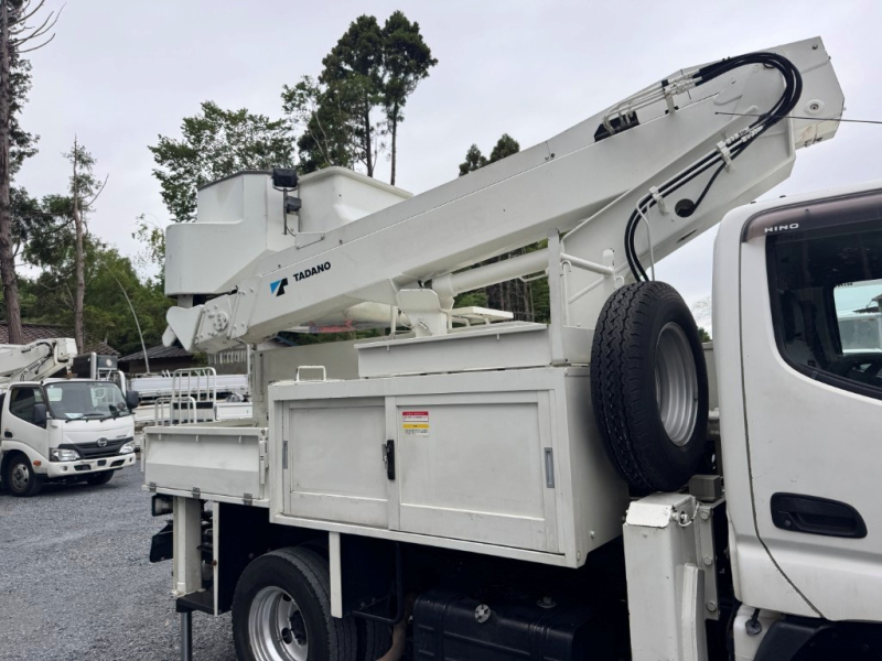 タダノ AT-100TTE  電工仕様  9.9m  絶縁バケット200 AT|中古トラックの販売・買取・査定のアイナビ