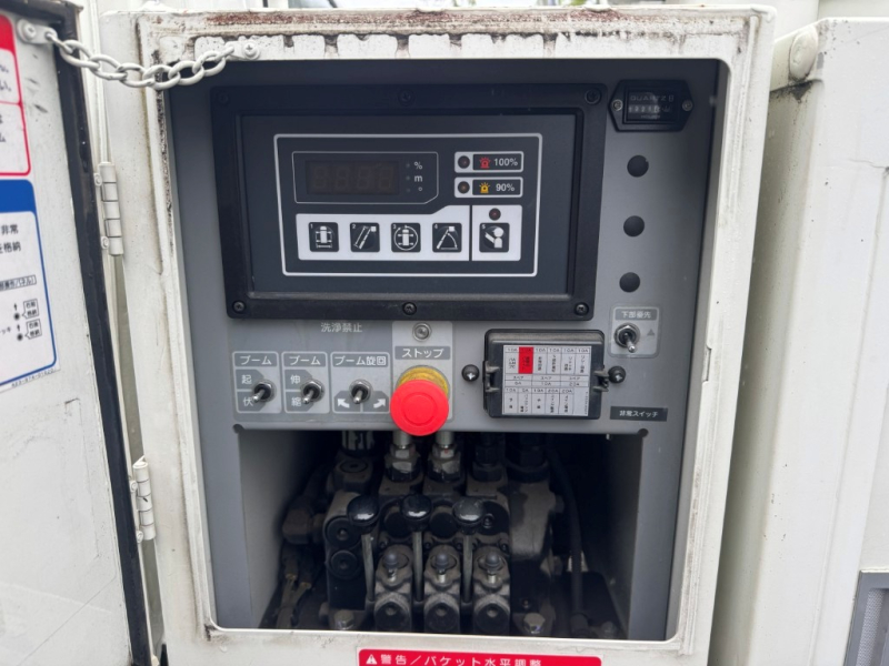 タダノ AT-100TTE 電工仕様 9.9m  絶縁バケット200 AT|中古トラックの販売・買取・査定のアイナビ