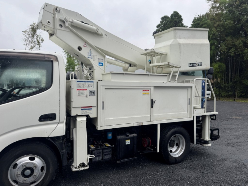 タダノ AT-100TTE 電工仕様 9.9m  絶縁バケット200 AT|中古トラックの販売・買取・査定のアイナビ