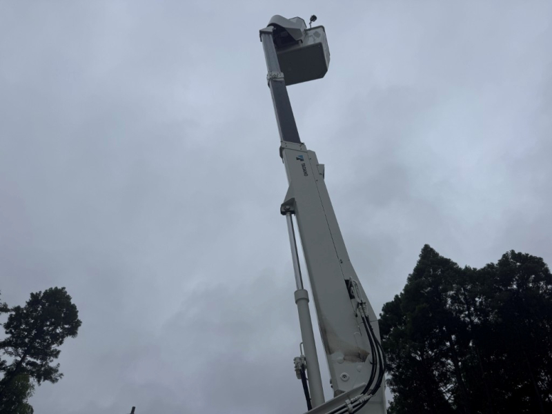 タダノ AT-100TTE 電工仕様 9.9m  絶縁バケット200 AT|中古トラックの販売・買取・査定のアイナビ