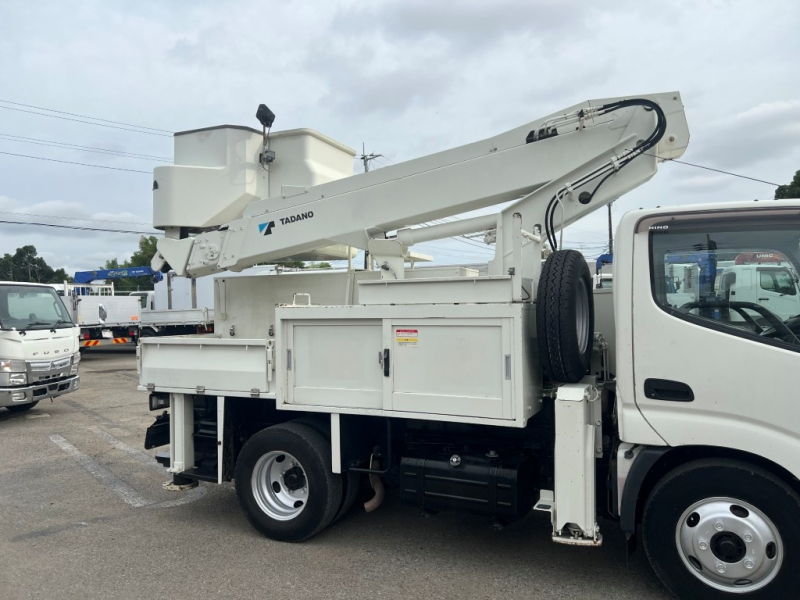 タダノ AT-100TTE 電工仕様 9.9m 絶縁バケット200 AT|中古トラックの販売・買取・査定のアイナビ