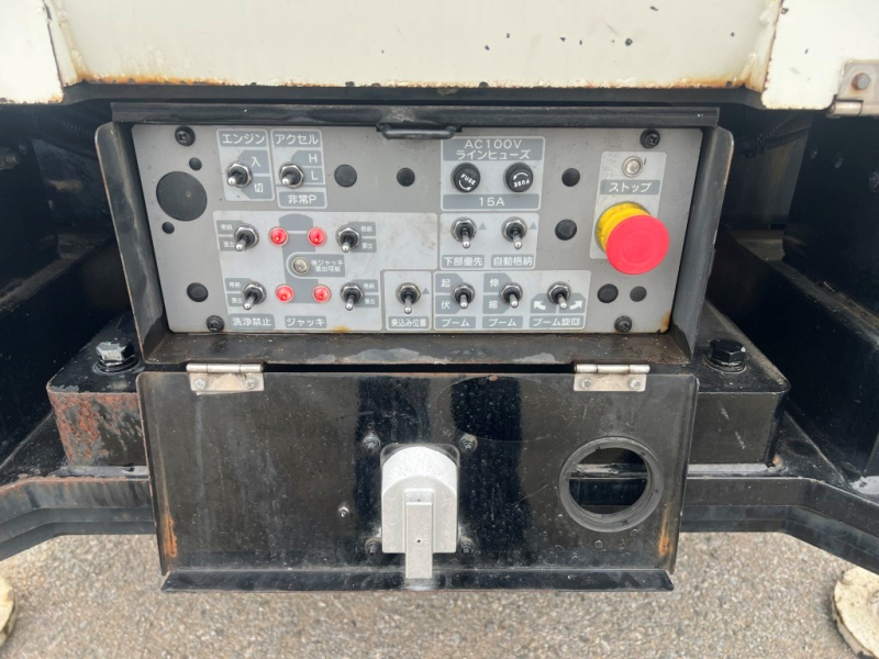 タダノ AT-100TTE 電工仕様 9.9m 絶縁バケット200 AT|中古トラックの販売・買取・査定のアイナビ