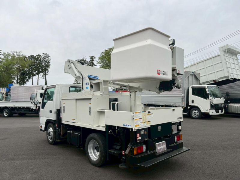 4WD アイチ SH10A 9.9m 絶縁バケット200 電工仕様 検付|中古トラックの販売・買取・査定のアイナビ