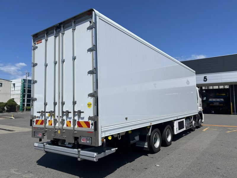 日野プロフィア　冷凍冷蔵車　菱重TU100SC　格納ゲート付|中古トラックの販売・買取・査定のアイナビ