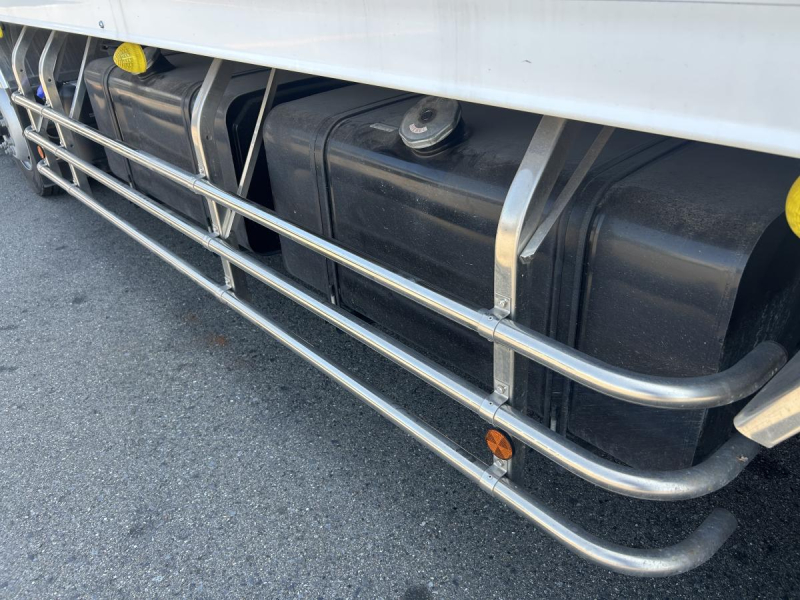 日野プロフィア　冷凍冷蔵車　菱重TU100SC　格納ゲート付|中古トラックの販売・買取・査定のアイナビ
