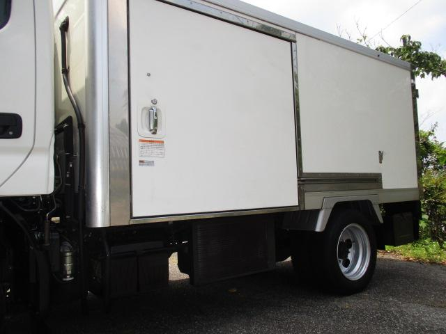 トヨタ バン車|中古トラックの販売・買取・査定のアイナビ