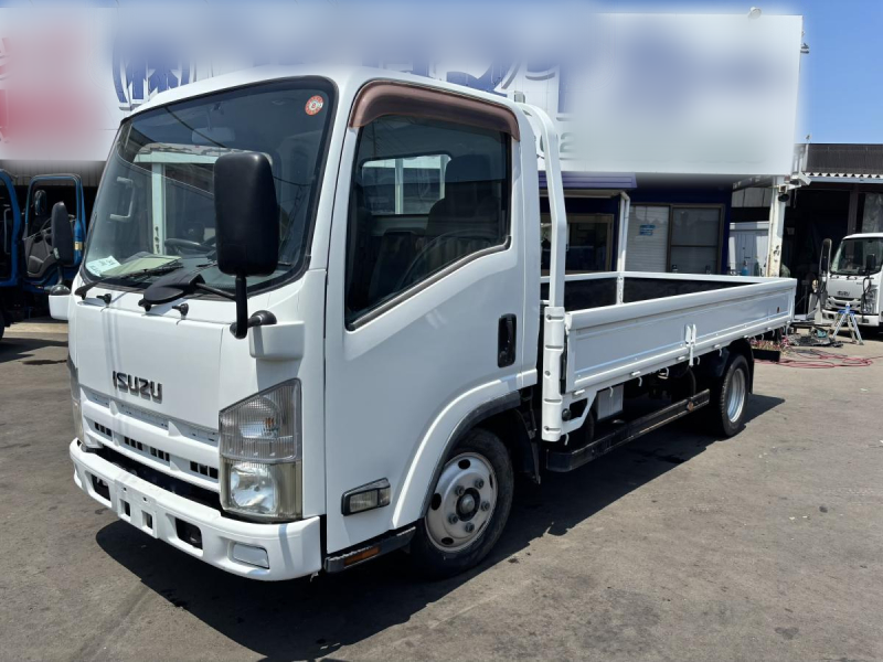 エルフ　標準ロング平ボディー　積載2000kg　MT5速|中古トラックの販売・買取・査定のアイナビ