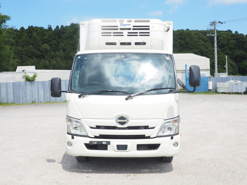 日野 冷凍バン デュトロ|中古トラックの販売・買取・査定のアイナビ