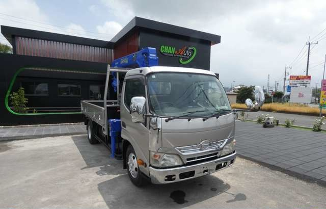 2.6トン　平ボディ　クレーン付き|中古トラックの販売・買取・査定のアイナビ