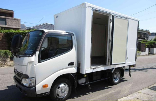 トヨタ バン車|中古トラックの販売・買取・査定のアイナビ