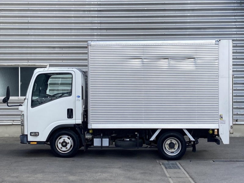 2t積・アルミバン・垂直パワーゲート600kg・総重量5t未満|中古トラックの販売・買取・査定のアイナビ