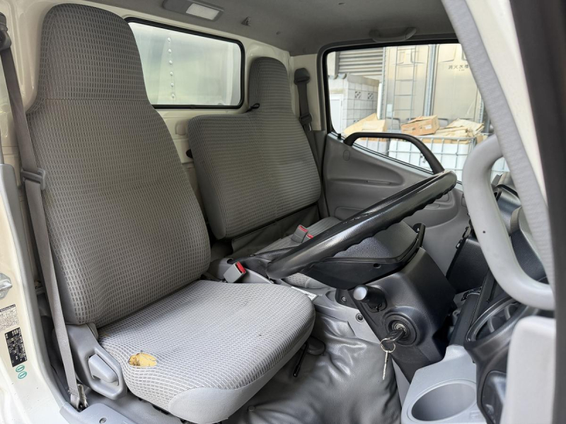 2t積・アルミバン・AT・垂直パワーゲート600kg・ラッシング|中古トラックの販売・買取・査定のアイナビ
