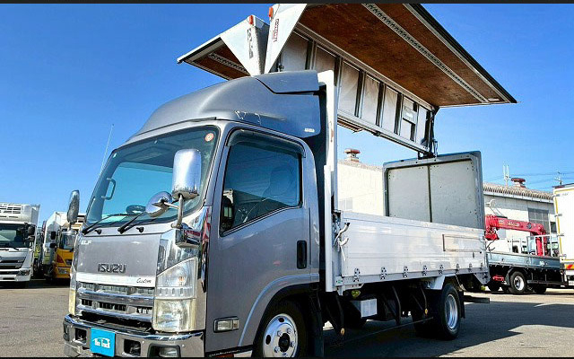 150馬力 スムーサーEx セミオートマ AT 3t 6.5t 小型 バン 箱車|中古トラックの販売・買取・査定のアイナビ