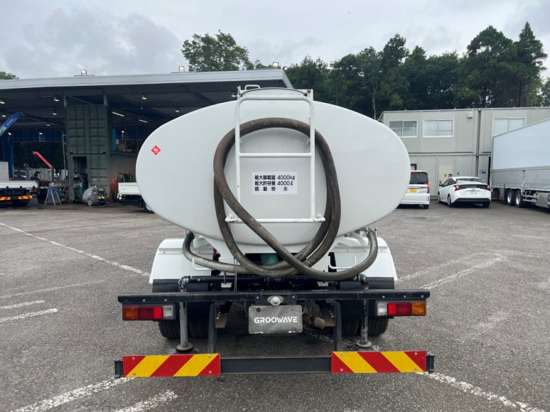 ワイド PTO式   前後散水  最大許容量4000L 車検付|中古トラックの販売・買取・査定のアイナビ