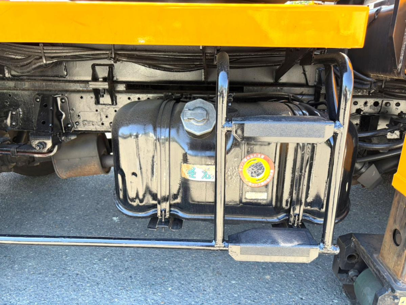 平成22年 いすゞエルフ 高所作業車10m  ローラー付 PDG-NKR85YN|中古トラックの販売・買取・査定のアイナビ