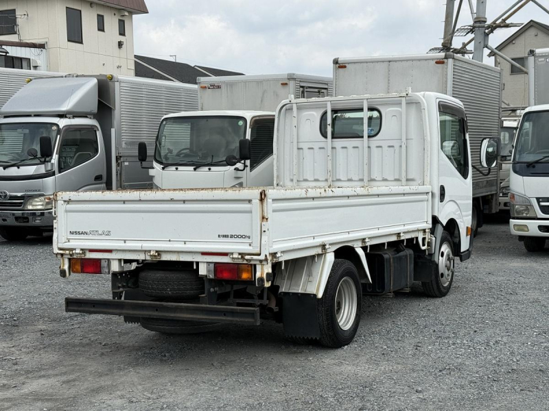 2t積・標準10尺・AT・床板張替済|中古トラックの販売・買取・査定のアイナビ