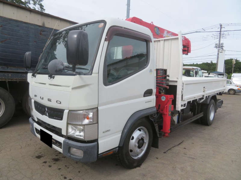 低走行車検付H26年キャンター4段ラジコンクレーン標準ロング3t積|中古トラックの販売・買取・査定のアイナビ