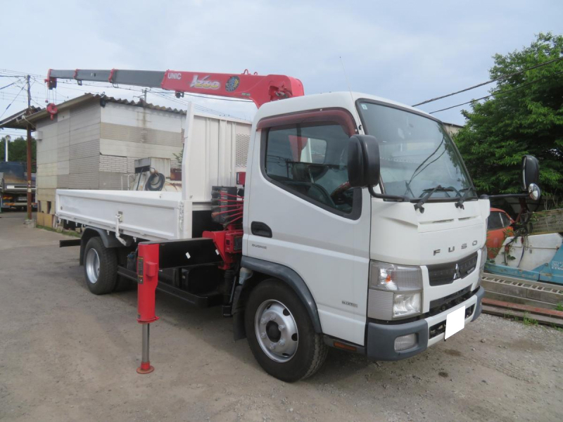 低走行車検付H26年キャンター4段ラジコンクレーン標準ロング3t積|中古トラックの販売・買取・査定のアイナビ