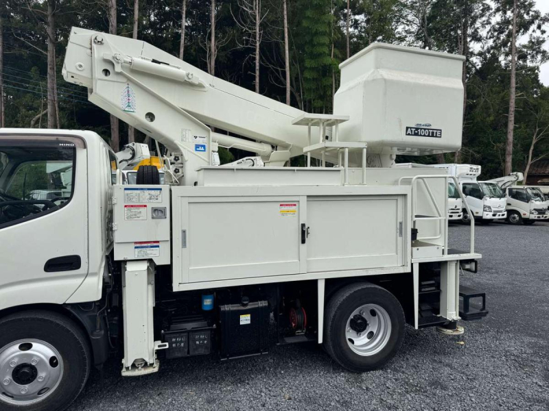 タダノ AT-100TTE　電工仕様　9.9m　絶縁バケット200kg　AT|中古トラックの販売・買取・査定のアイナビ