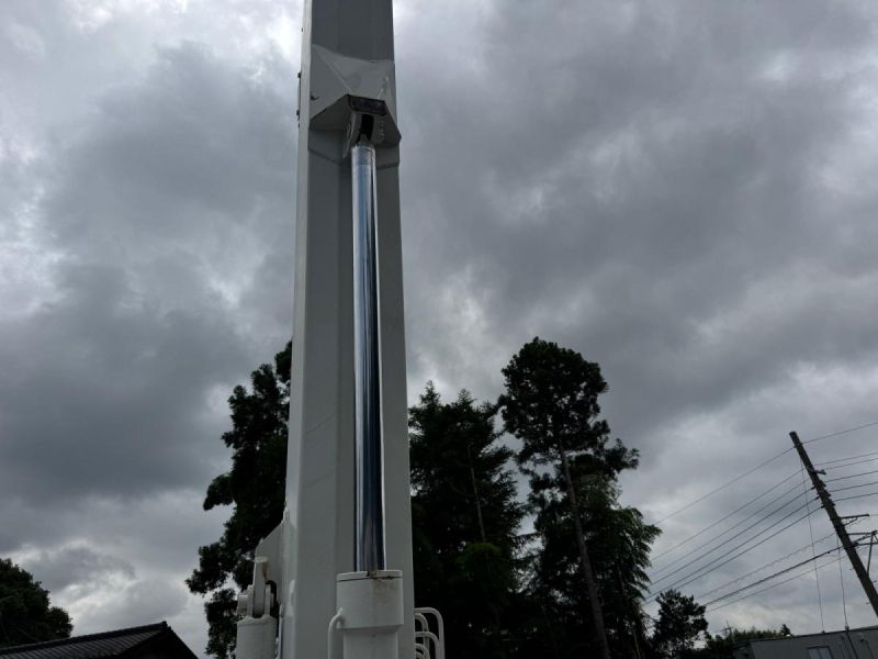 タダノ AT-100TTE　電工仕様　9.9m　絶縁バケット200kg　AT|中古トラックの販売・買取・査定のアイナビ