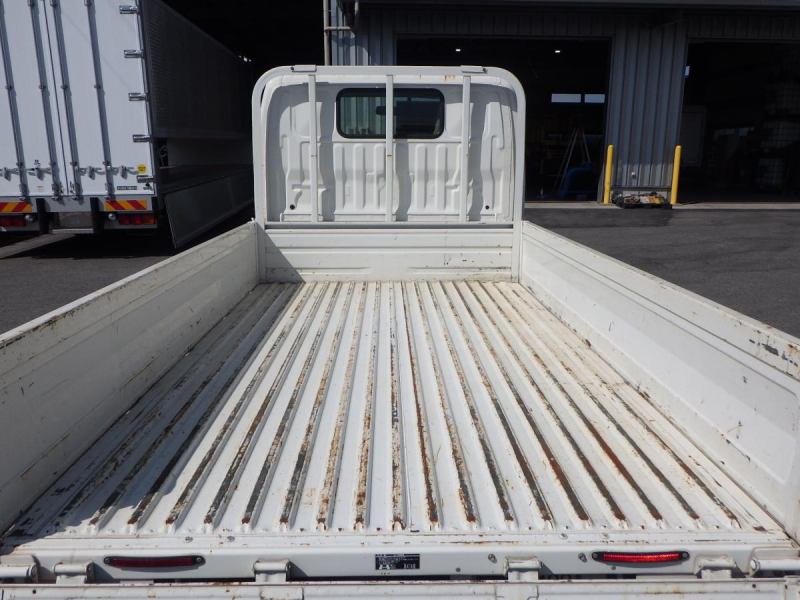 超低床(床面地上高770)　車輌総重量3415kg　積載1.5t|中古トラックの販売・買取・査定のアイナビ