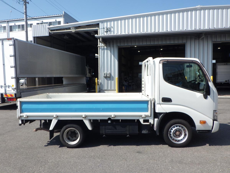 超低床(床面地上高770)　車輌総重量3415kg　積載1.5t|中古トラックの販売・買取・査定のアイナビ