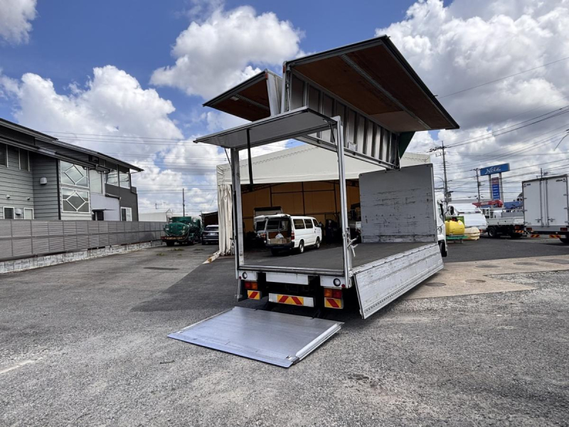 ワイドベッド付き62ボディー　跳ね上げゲート付|中古トラックの販売・買取・査定のアイナビ