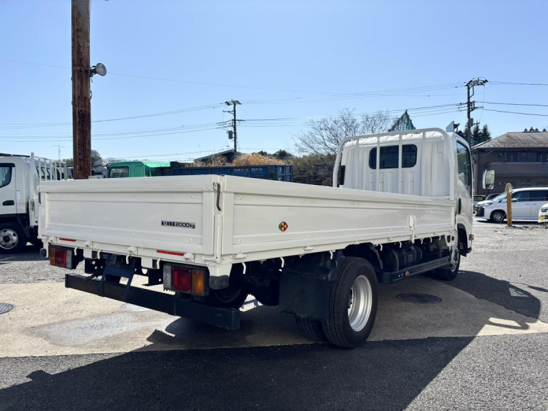 タイタン　標準ロング平ボディー　積載2000kg|中古トラックの販売・買取・査定のアイナビ