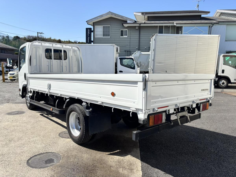 タイタン　標準ロング平ボディー　積載2000kg|中古トラックの販売・買取・査定のアイナビ