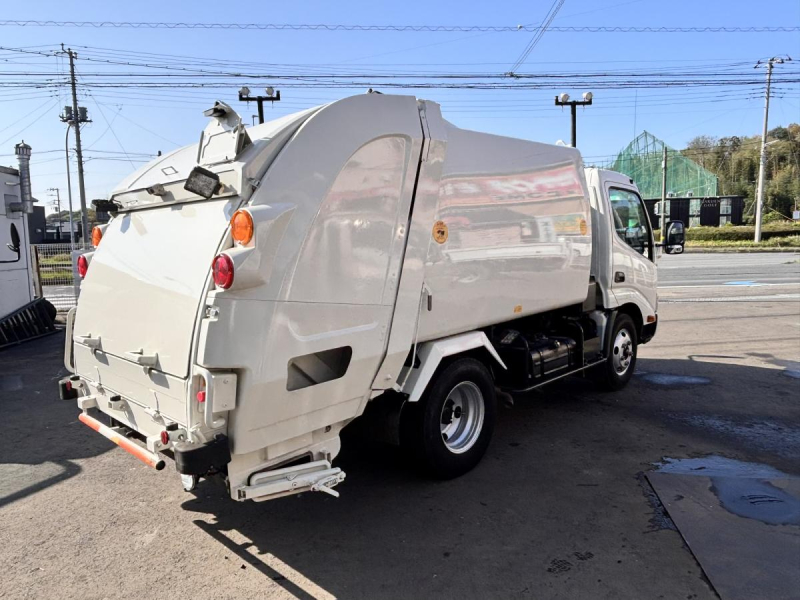 デュトロ　プレスパッカー車　極東製4.3立米|中古トラックの販売・買取・査定のアイナビ