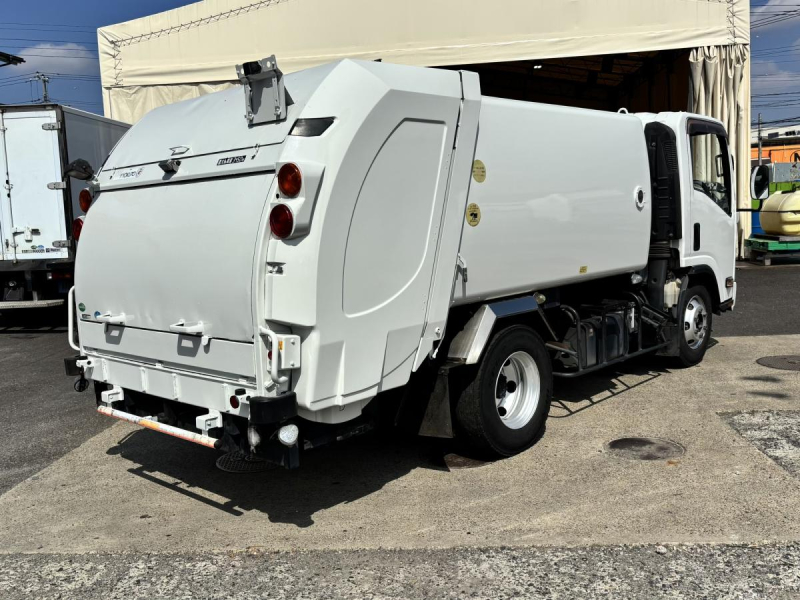 ワイド幅　巻き込みパッカー車　極東製6.2立米　積載3450kg|中古トラックの販売・買取・査定のアイナビ