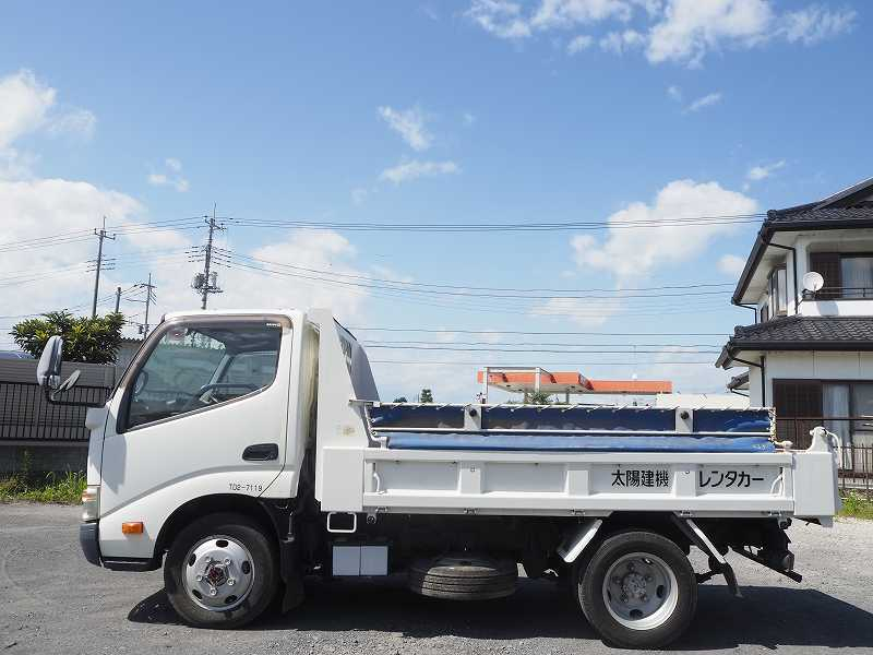日野 デュトロ 4WD 極東製 ダンプ 積載2t|中古トラックの販売・買取・査定のアイナビ