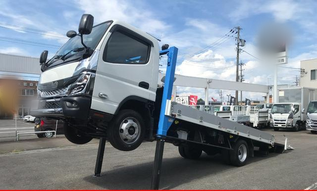 三菱ふそう 特殊車両 キャンター|中古トラックの販売・買取・査定のアイナビ