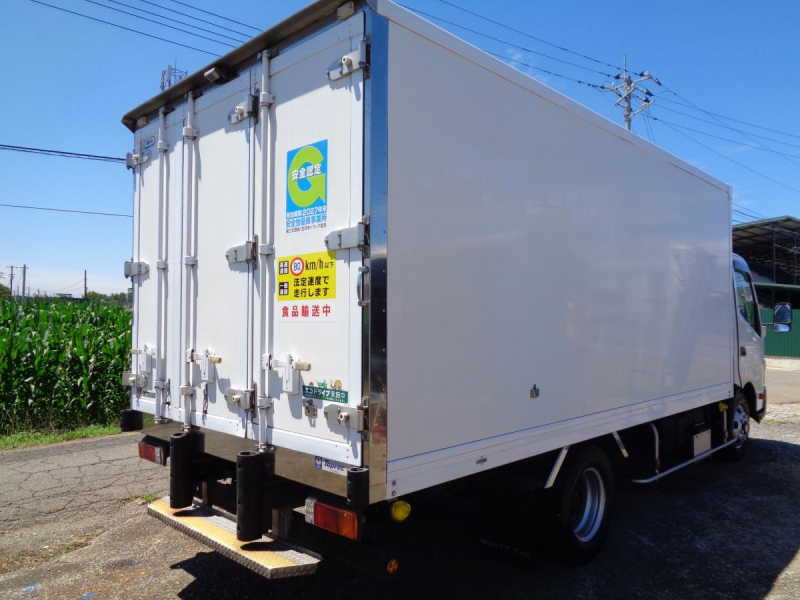 平成27年日野デュトロワイド冷凍車AT車463千 -30℃設定 2層式|中古トラックの販売・買取・査定のアイナビ