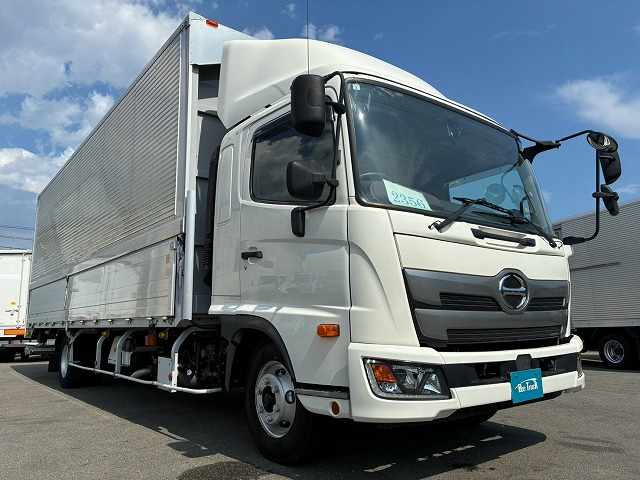 フルキャブ/ベッド付き 7300 ロング  240馬力 6速マニュアル MT|中古トラックの販売・買取・査定のアイナビ